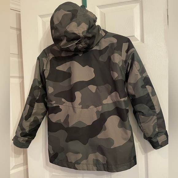 Columbia Kids Camo Puffer Jacket - Black and Gray - Picture 2 of 5